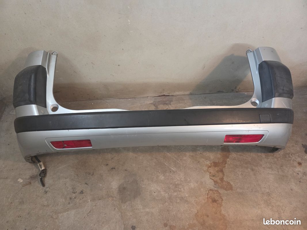 Pare-chocs / Parechocs pour Grand C4 Picasso code couleur Gris Clair...EZWD (image 1)