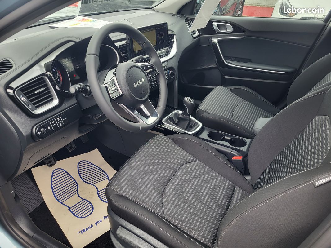 Ceed SW 1.0 TGDI 100CV ACTIVE BV6 (image 2)
