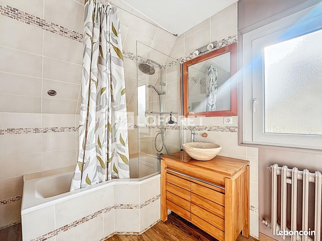 Maison a louer saint-etienne-du-rouvray - 3 pièce(s) - 75 m2 - Surfyn