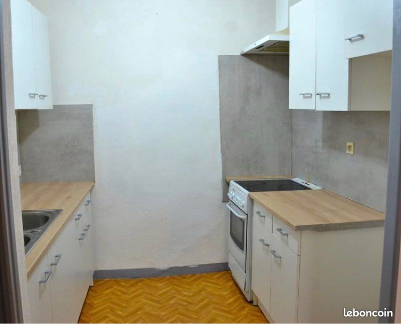 Appartement 2 pièces 42 m² · à Le Luc · 42 m² · 1 000 €
