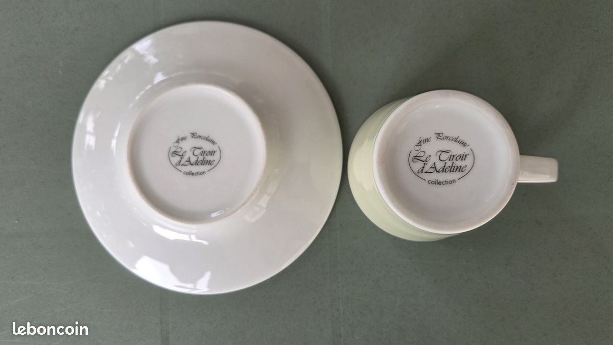 Service à Thé Et Tasses à Saké Adeline Fine Porcelains – Bleu/vert – Neuf – Rare