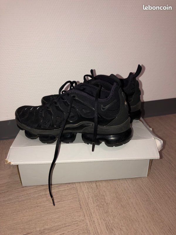 Vapormax plus (image 1)