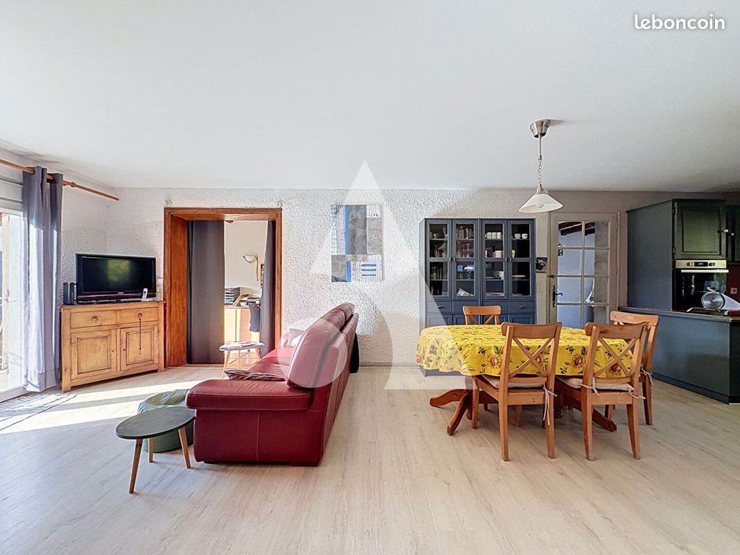 Maison 5 pièces 114 m² · à Vabre · 114 m² · 149 000 €