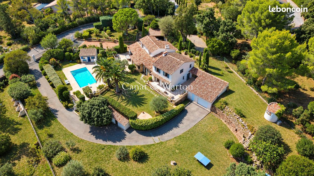 Maison 9 pièces 250 m² · à Puget-sur-Argens · 250 m² · 1 280 000 €