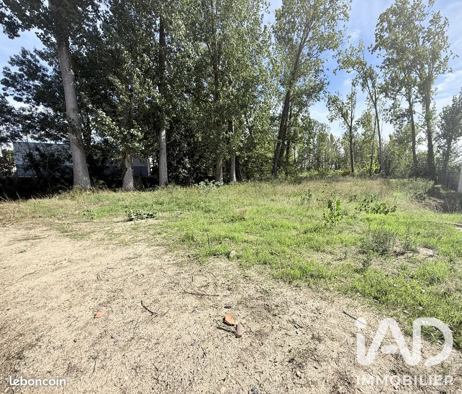 Terrain 880 m² · à Saint-Jean-de-Monts · 880 m² · 90 000 €
