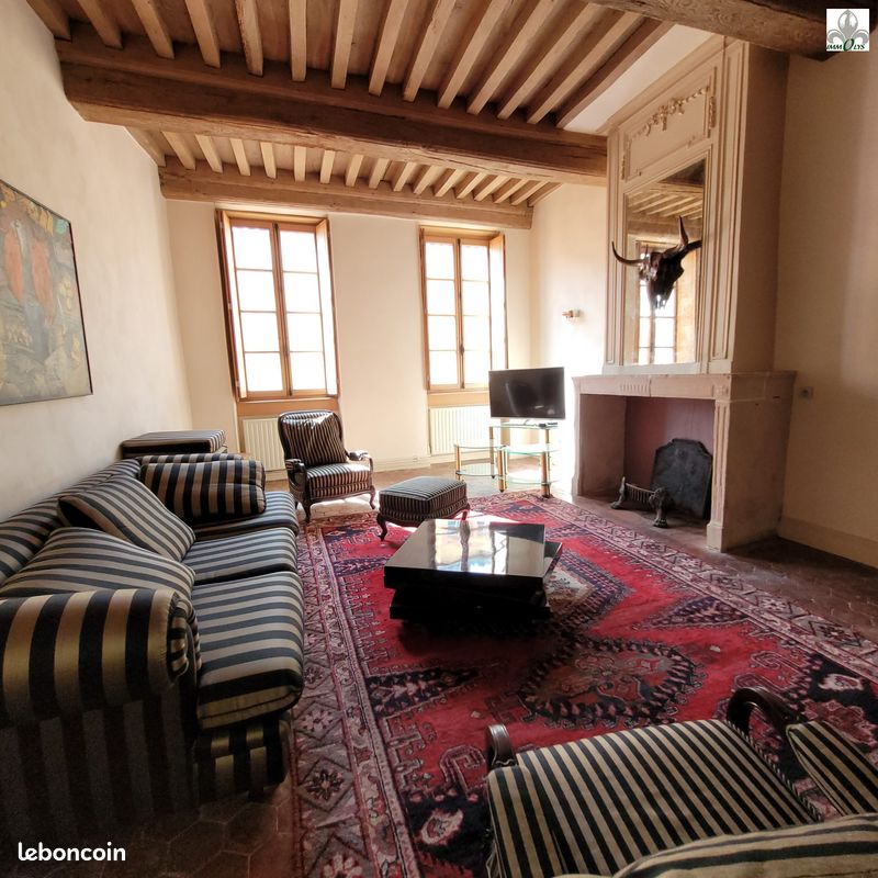 Appartement 4 pièces 106 m² · à Tournus · 106 m² · 765 €/mois