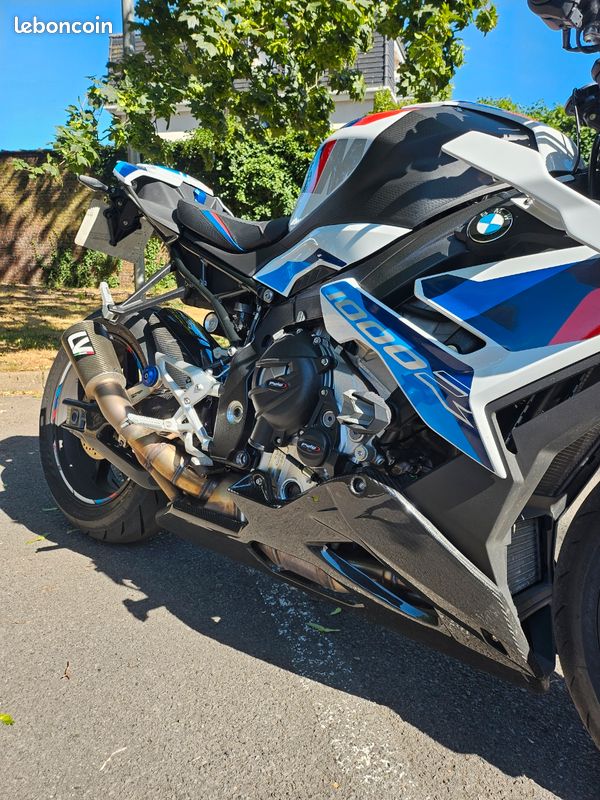 Bmw m1000r (image 2)