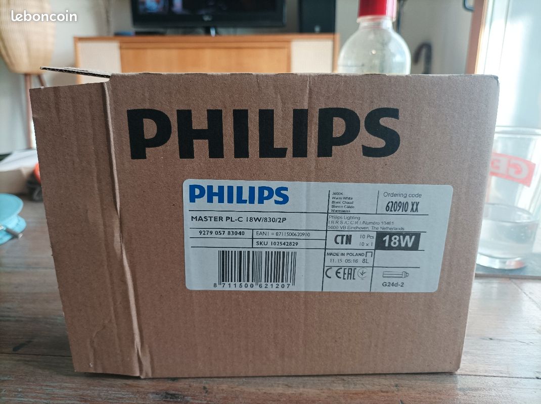 Lot 9 ampoules néo Philips 18W (image 3)