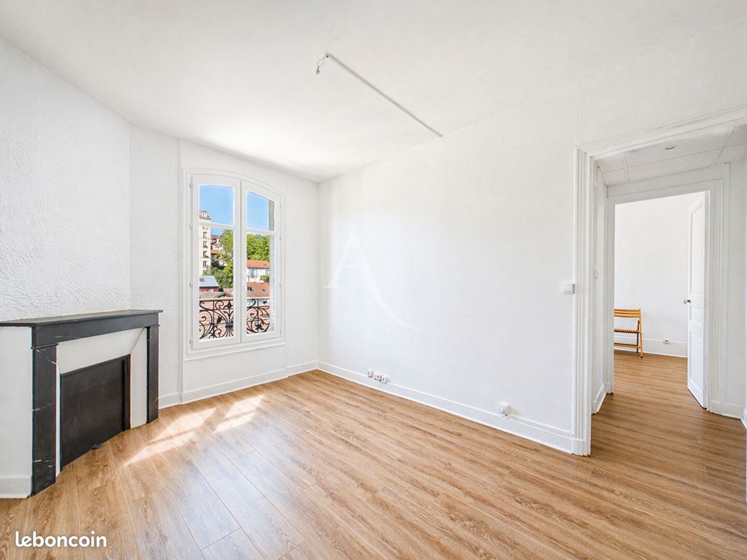 Appartement 2 pièces 38 m² · à Ivry-sur-Seine · 38 m² · 212 000 €