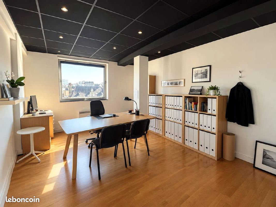 Bureaux 96 m² – 7 bureaux – Rennes hyper centre, 4e étage avec ascenseur (image 1)