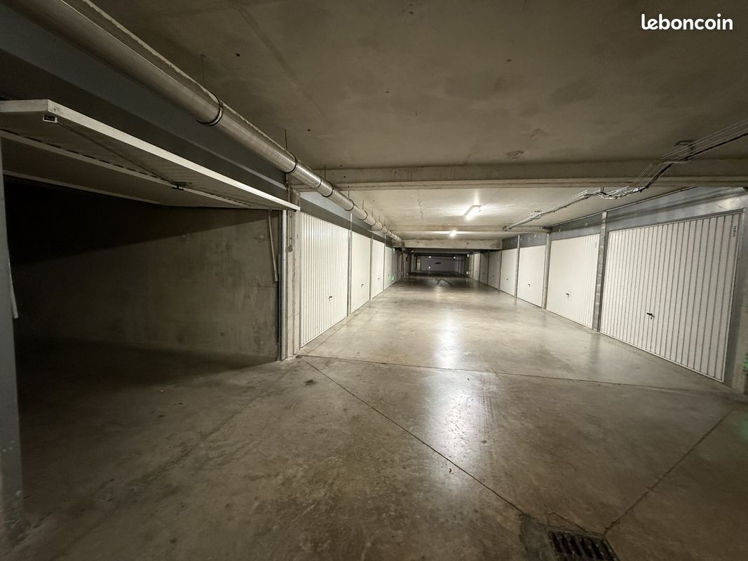 Parking 1 pièce 15 m² · à Sète · 15 m² · 35 000 €