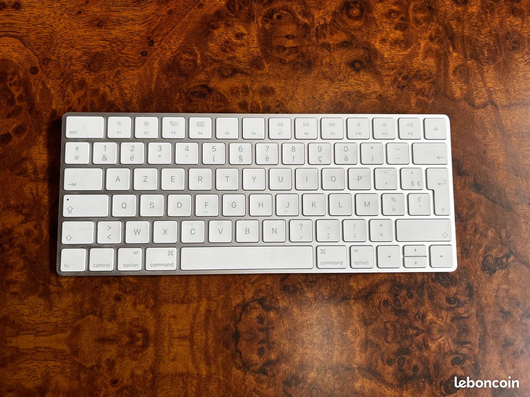 Clavier Apple Magic Keyboard AZERTY (image 1)