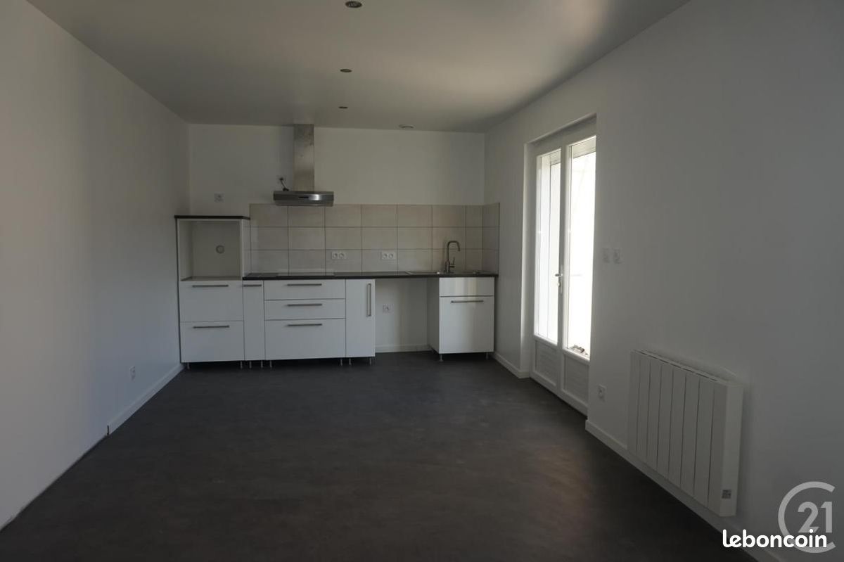 Appartement 4 pièces 77 m² · à Saint-Désirat · 77 m² · 695 €/mois