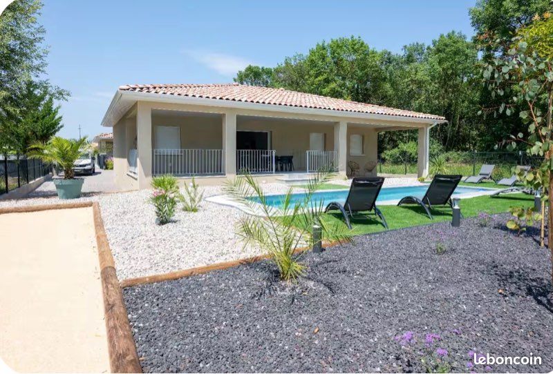 Maison 4 pièces 95 m² · à Saint-Hilaire-de-Brethmas · 95 m² · 1 750 €/mois