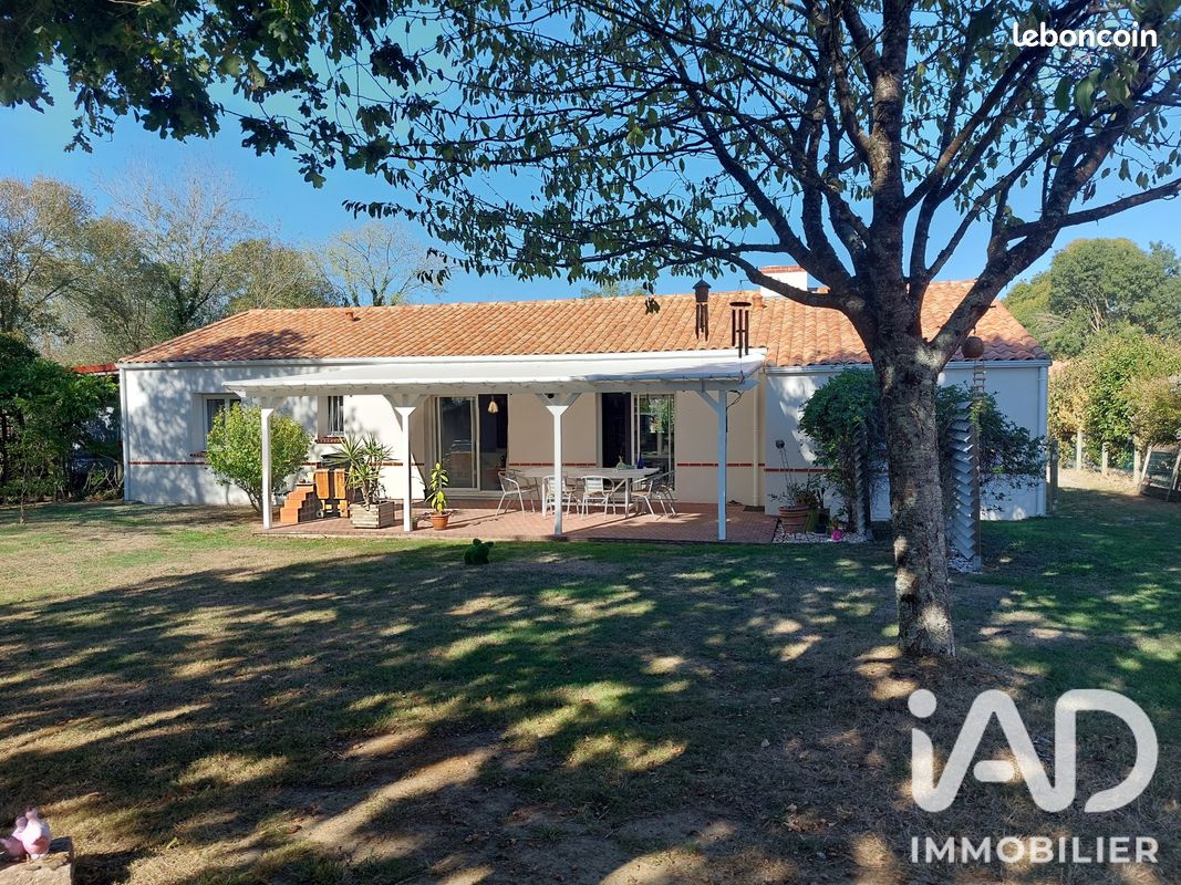 Maison 5 pièces 99 m² · à Divatte-sur-Loire · 99 m² · 350 000 €