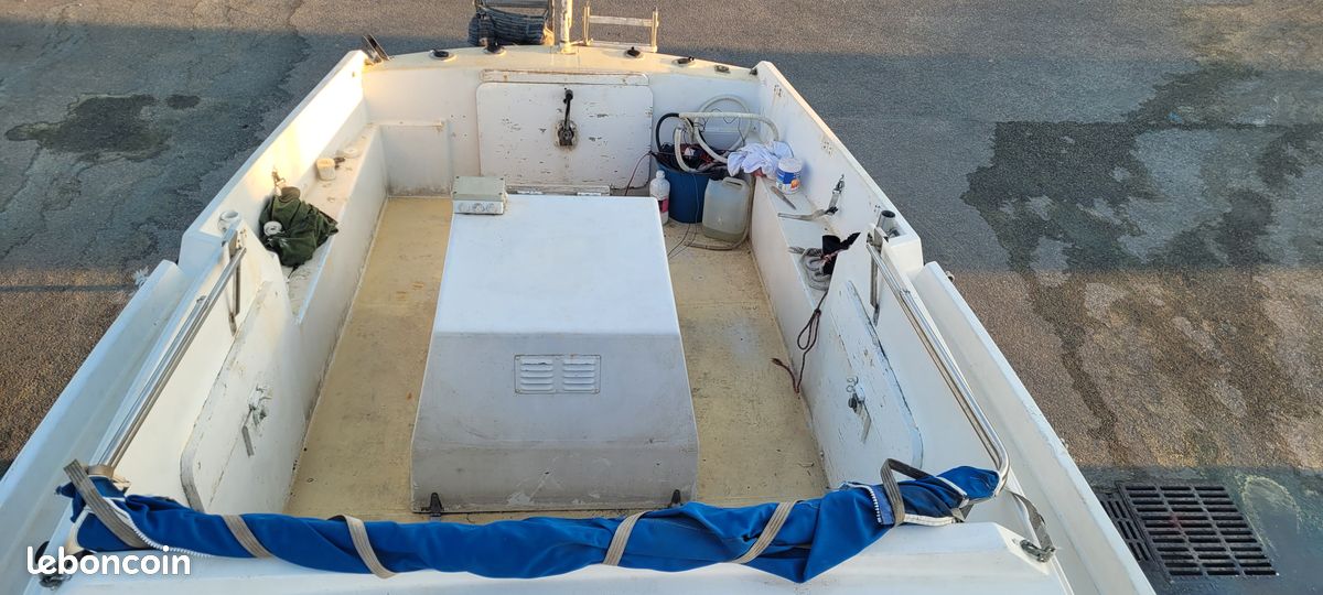 Bateau pêche Guy Coach 580 avec place (image 5)