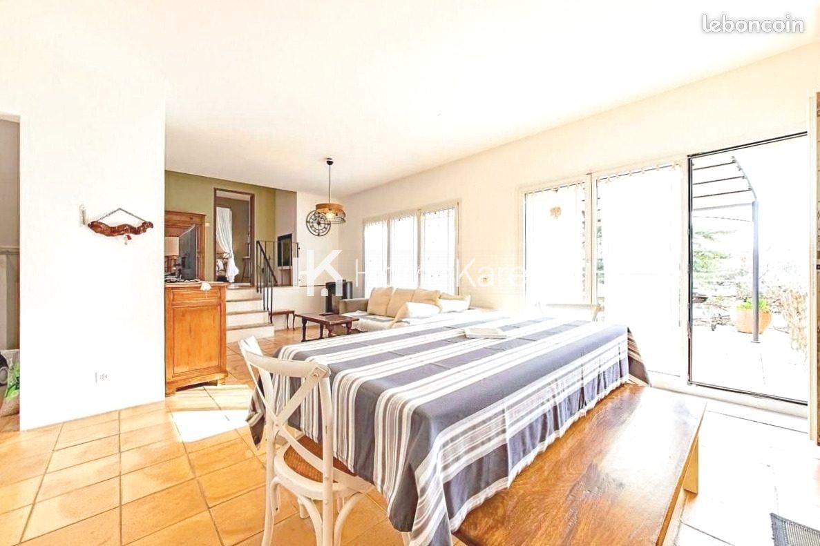 Propriété 6 pièces 150 m² - Sanguinet 40460 (image 2)