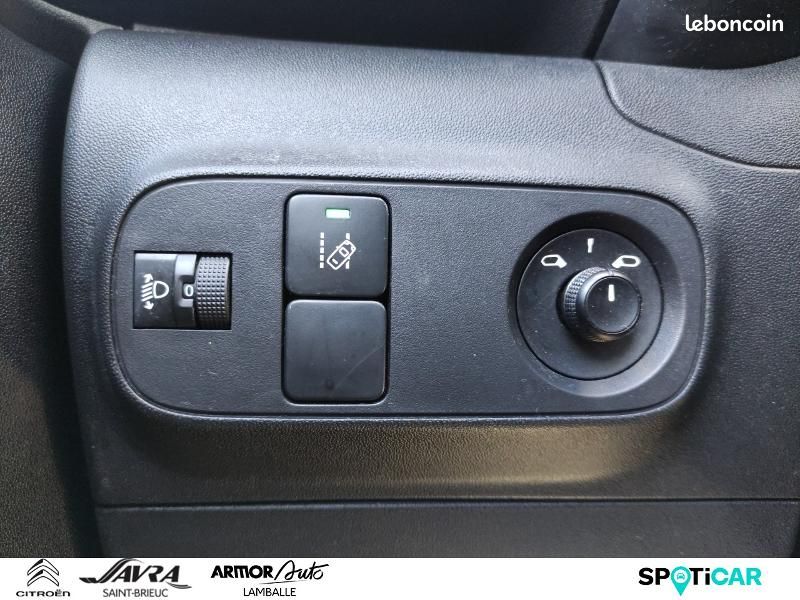 Citroen C3 BlueHDi 75ch Feel Business S&S (image 20)