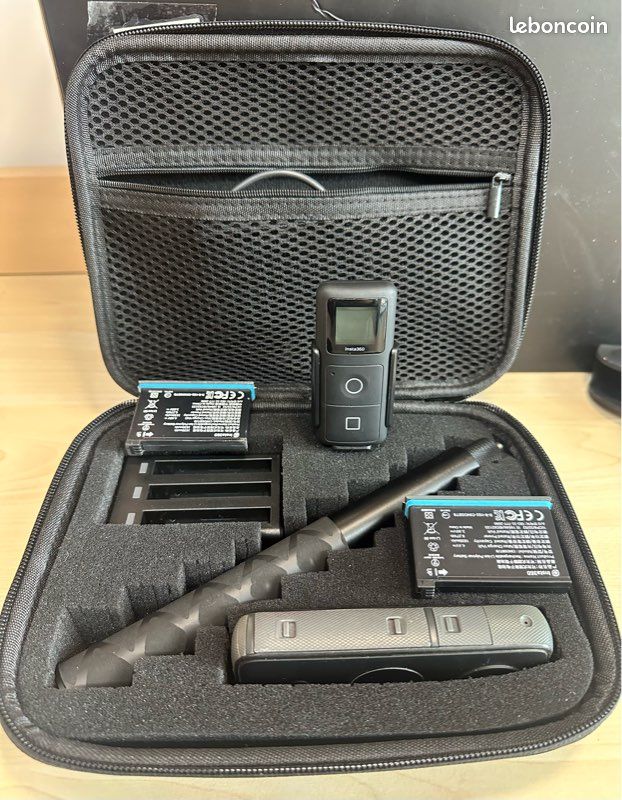 Lot Insta360 X2 + 2 Batteries + GPS + 128GB (image 1)