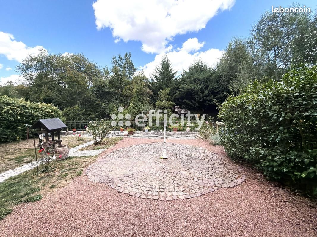 Maison 6 pièces 100 m² · à Beaujeu · 100 m² · 150 000 €