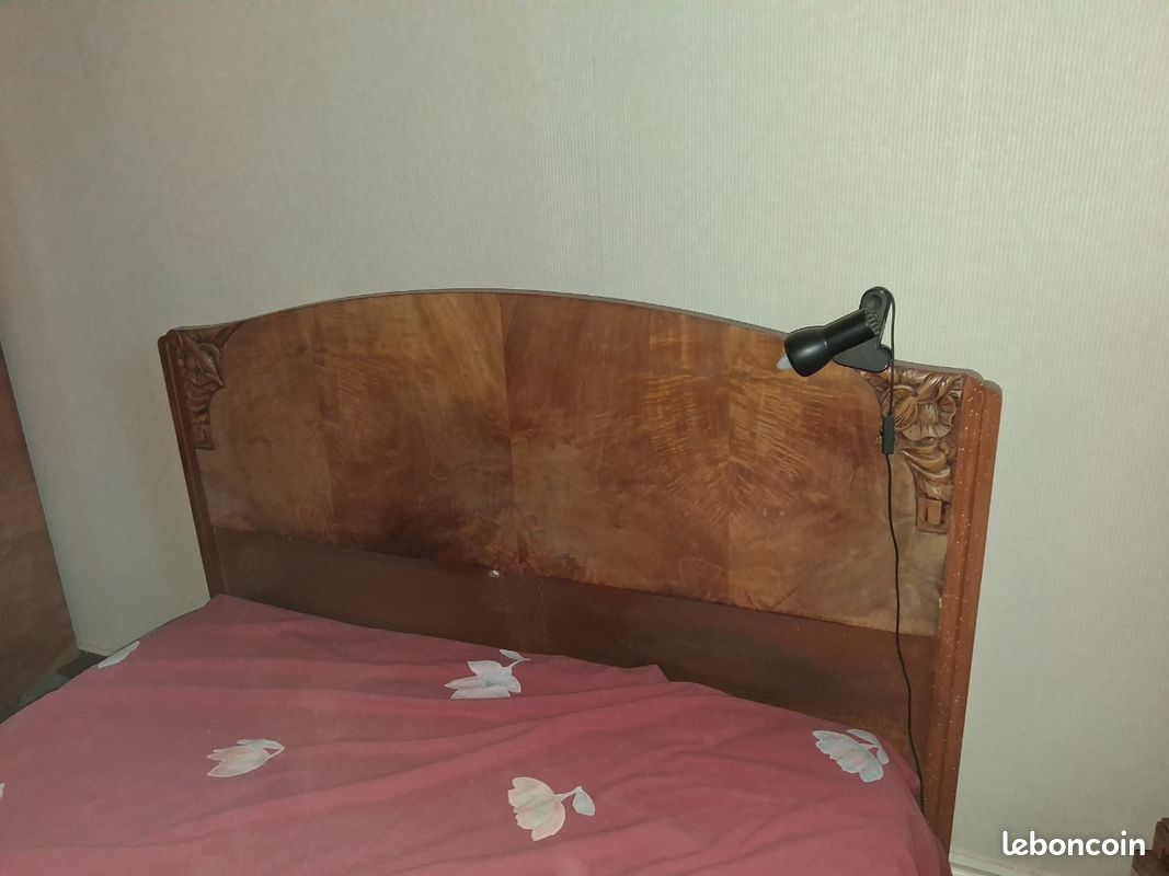 Lit ancien (image 1)