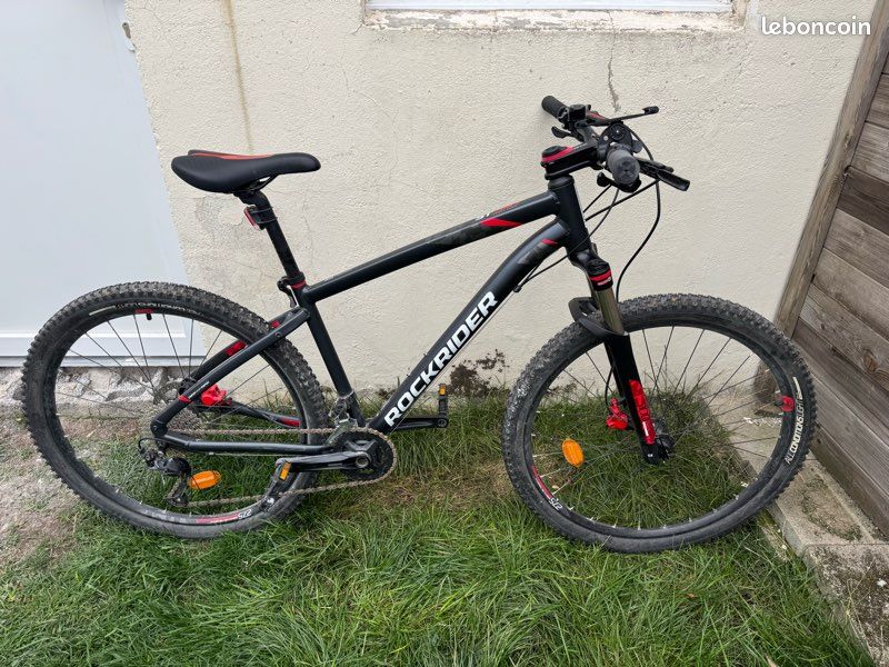 Vélo VTT Rockrider ST 540 gris rouge Vélos