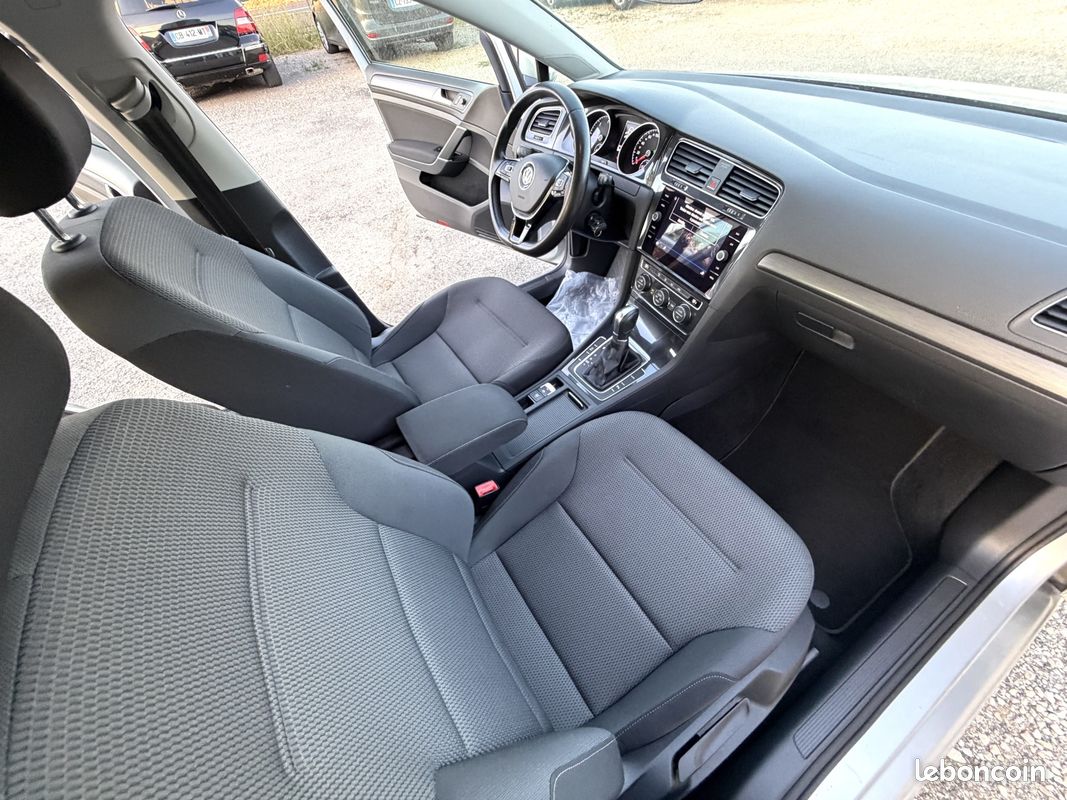 Volkswagen GOLF 7 1.6 TDI 116 CH DSG -2017 (image 9)