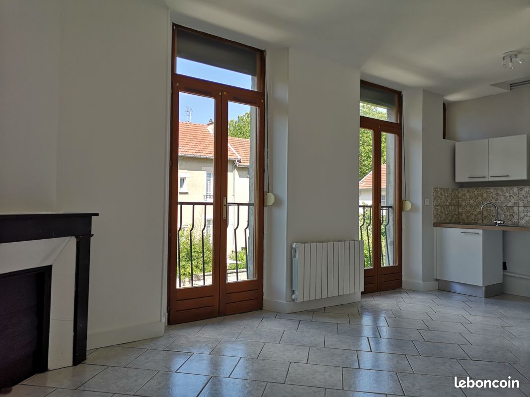 Appartement 2 pièces 38 m² · à Épernay · 38 m² · 495 €