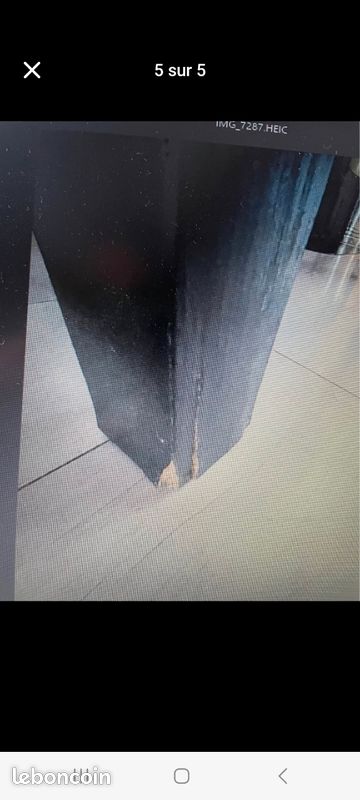 Table (image 5)