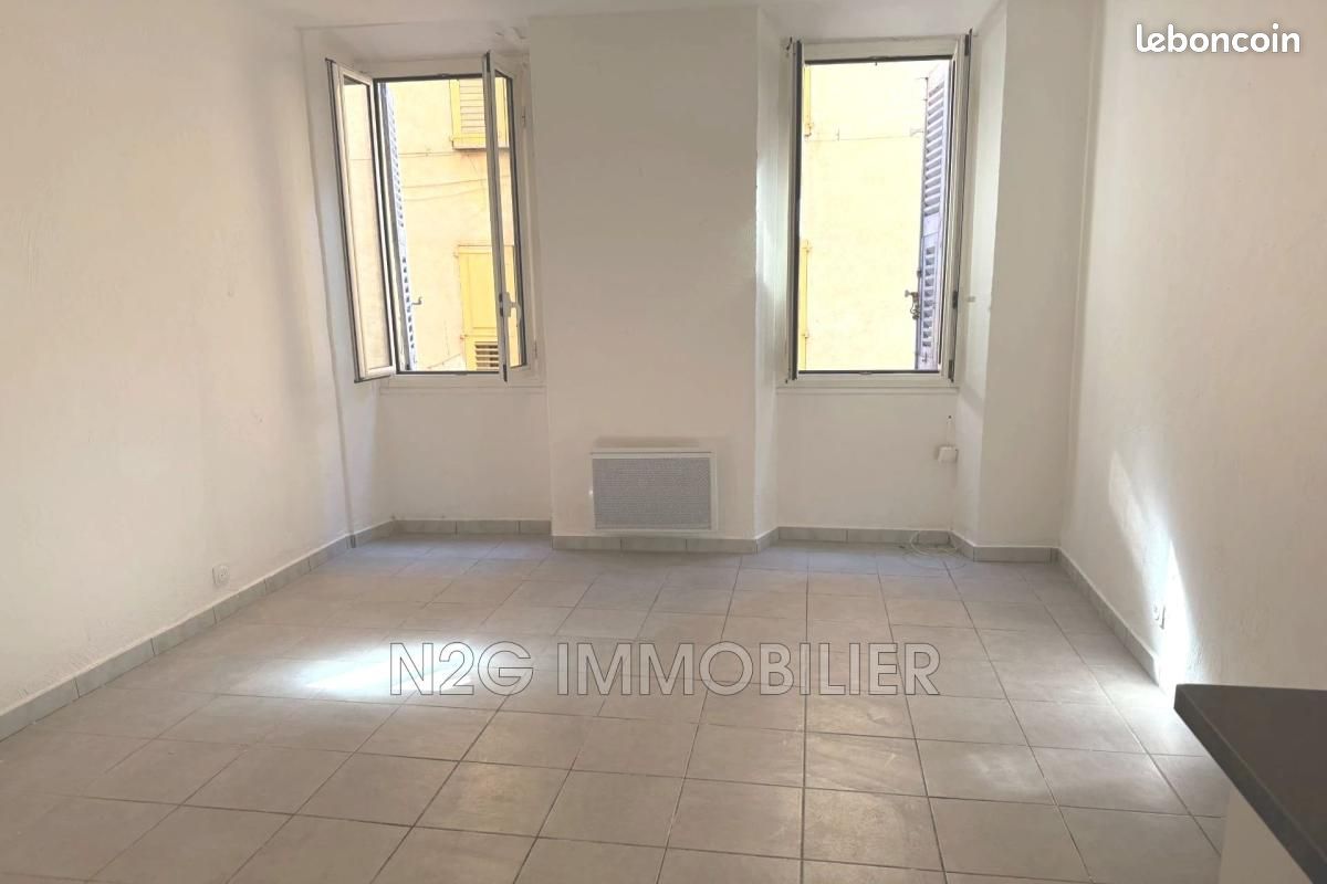 Appartement 1 pièce 16 m² · à Vallauris · 16 m² · 495 €