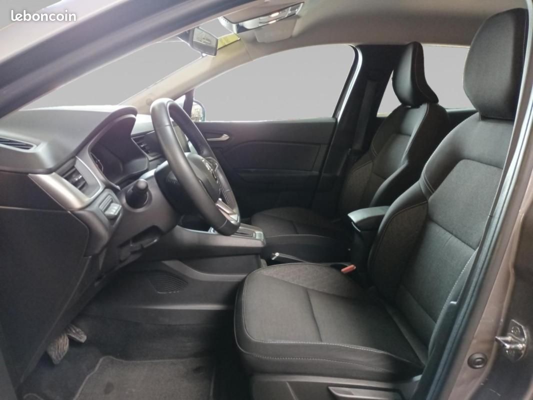Renault Captur E-Tech 145 - 21 Business (image 9)