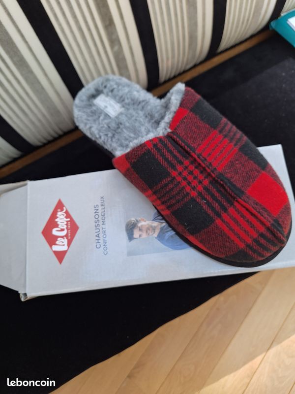 Chaussons fourrés Lee Cooper neuf (image 2)