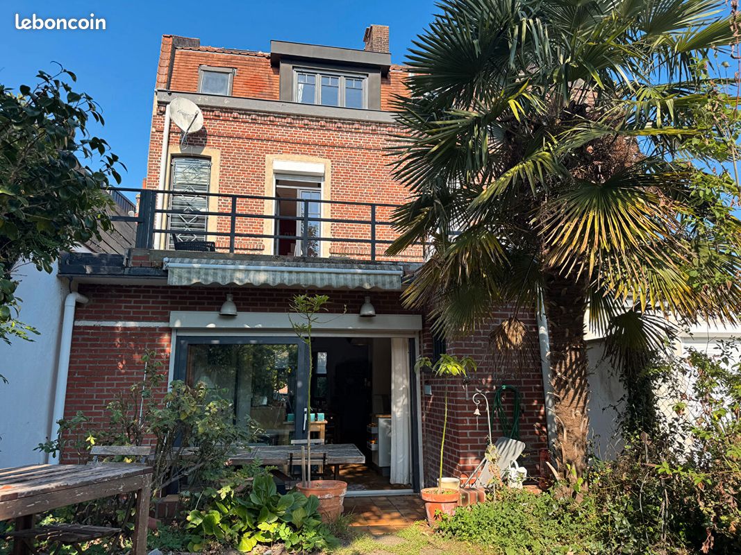 Maison 6 pièces 163 m² · à Mons-en-Barœul · 163 m² · 545 500 €