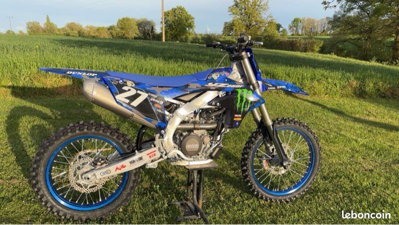 Yamaha 250 YZF 2024 8h30 - Motos
