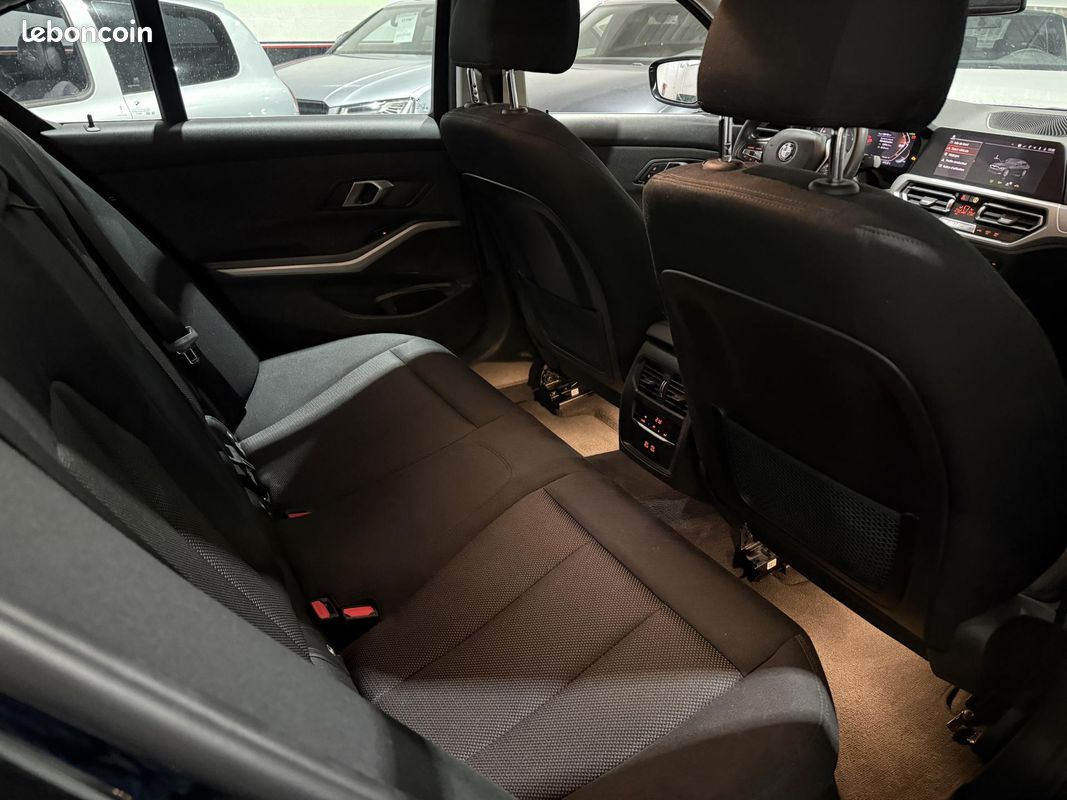 BMW SERIE 3 2.0 318i 155ch Lounge BVA - Garantie 12 MOIS (image 16)