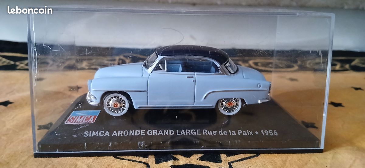 Miniature Simca Aronde Grand Large 1956 1/43 - Ixo Altaya - Neuf En Vitrine