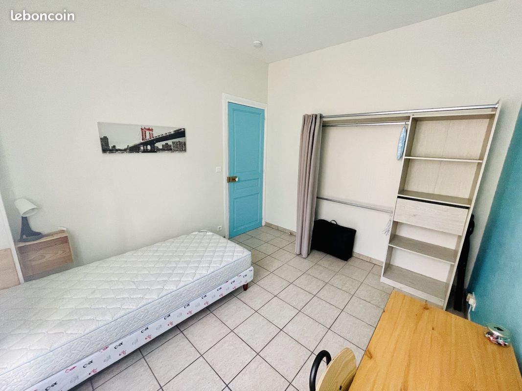 Appartement 1 pièce 11 m² · à Amiens · 11 m² · 380 €