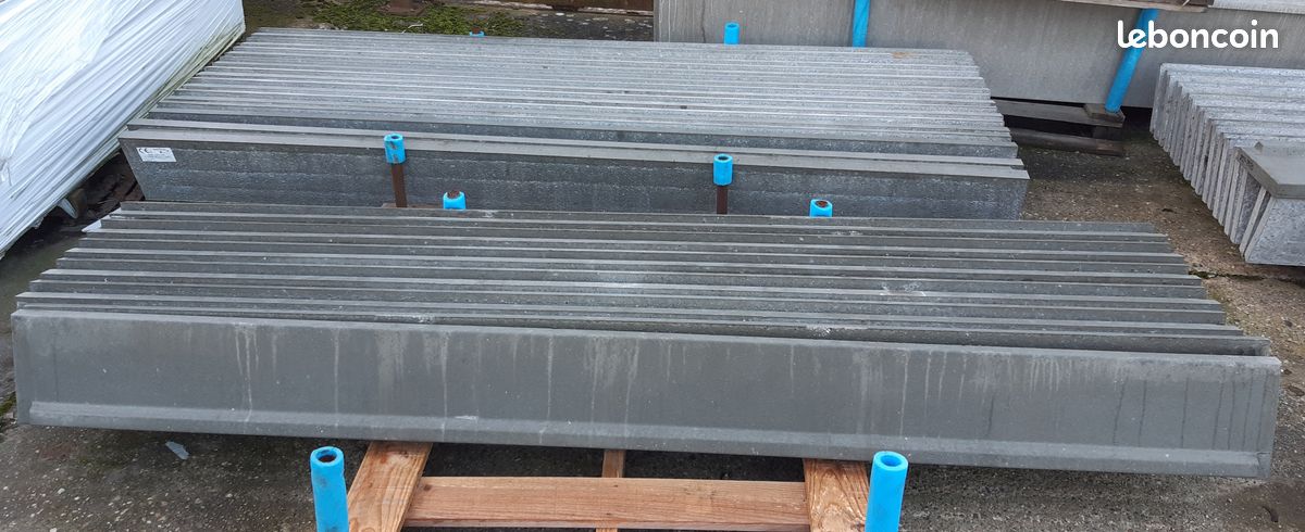 Plaque de soubassement pour panneaux grillages rigides (image 2)