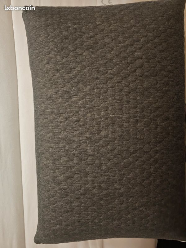 Nice vends oreiller ultra haut de gamme (image 2)