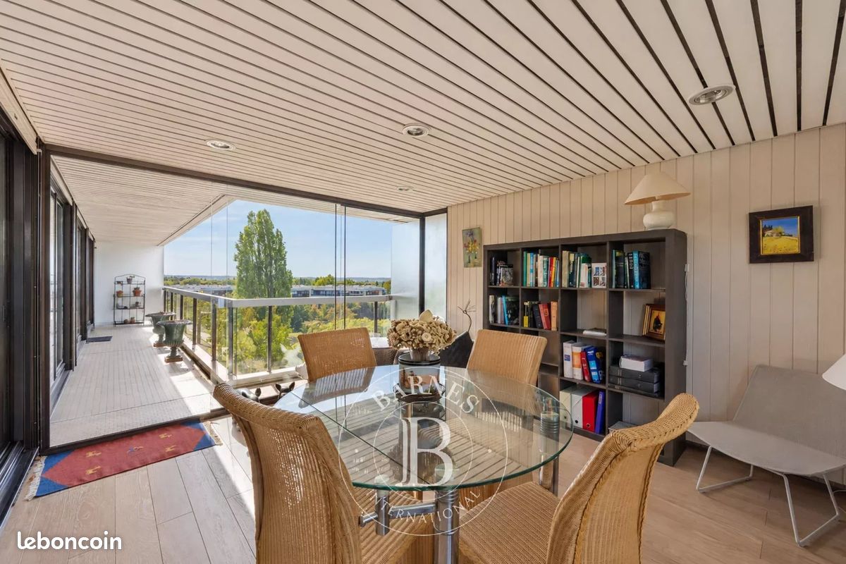 Appartement 7 pièces 144 m² · à Le Chesnay-Rocquencourt · 144 m² · 735 000 €