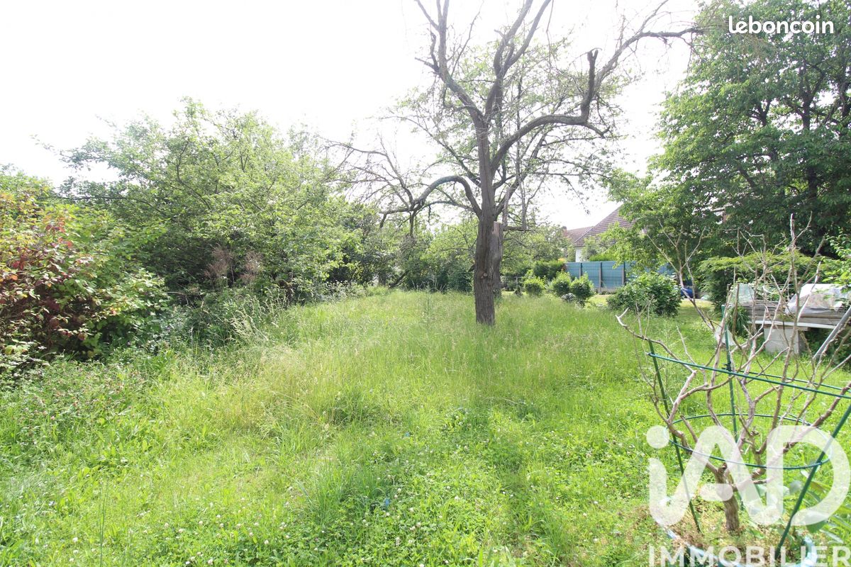 Terrain 945 m² · à Cormeilles-en-Parisis · 945 m² · 412 000 €