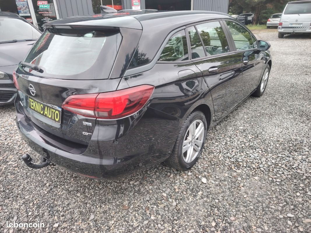 Opel Astra Sport Tourer 1.6 CDTI 110 cv (image 5)