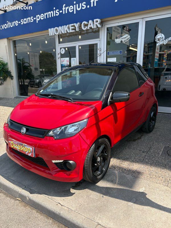 Voiture sans permis AIXAM COUPÉ (image 1)