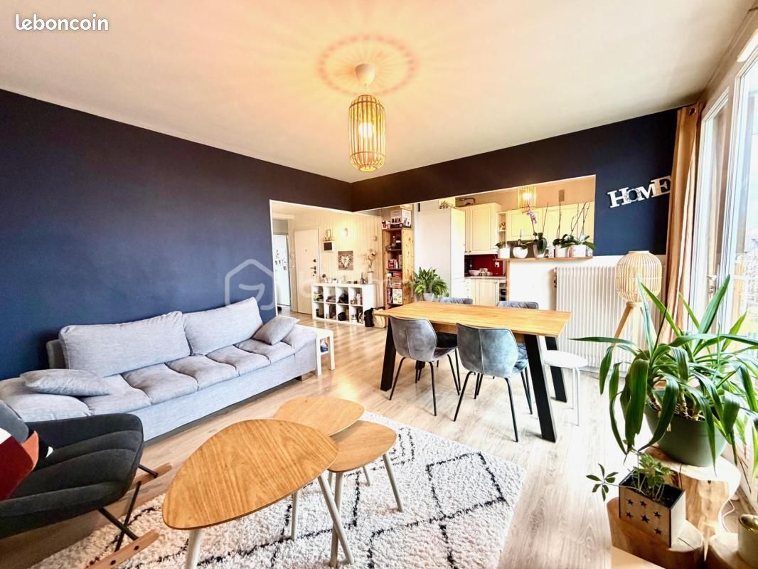 Appartement 4 pièces 74 m² · à Nozay · 74 m² · 215 000 €