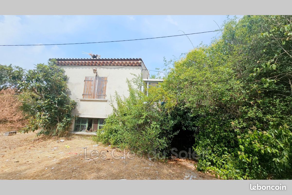 Maison 77 m² · à Garéoult · 77 m² · 273 000 €
