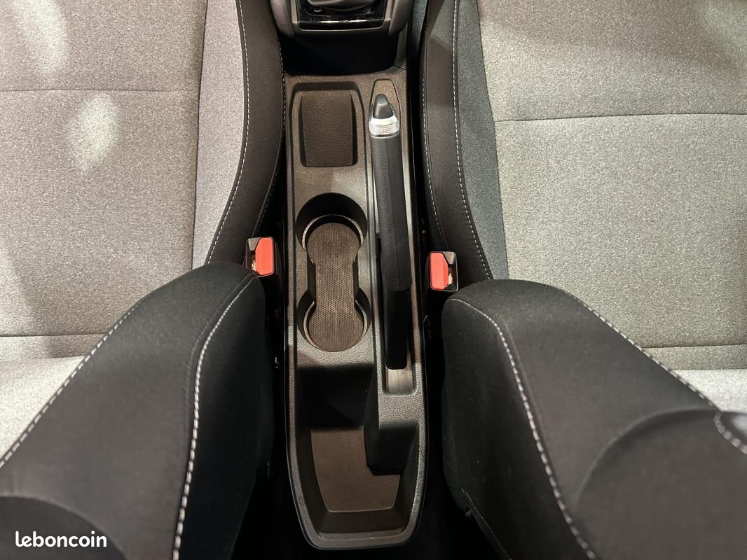Renault Clio V BLUEDCI 100 EVOLUTION *GPS + RADAR DE RECUL (image 45)