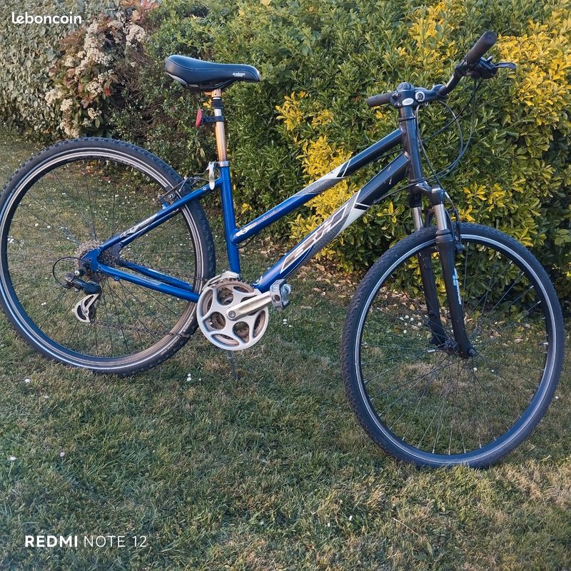 Vélo ( VTT homme) (image 2)