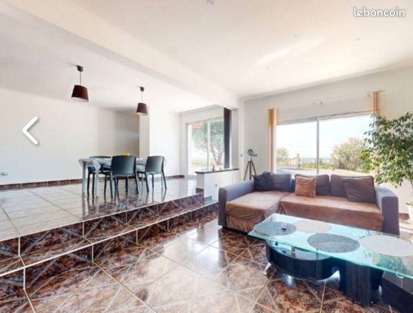 Maison 6 pièces 163 m² · à Réalville · 163 m² · 284 000 €