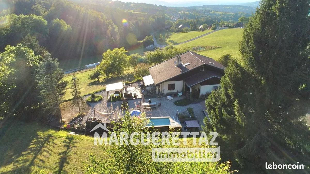 Maison 5 pièces 148 m² · à Saint-Jean-de-Tholome · 148 m² · 570 000 €