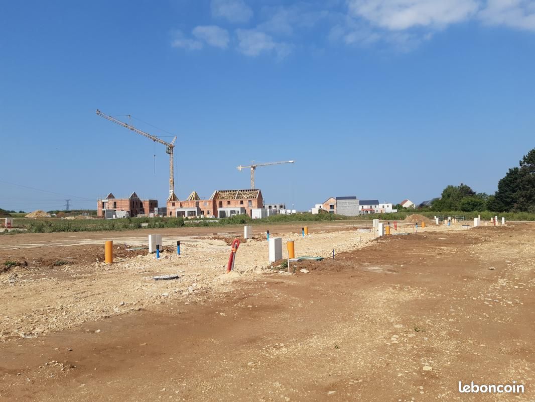 Terrain 380 m² · à Saint-André-sur-Orne · 96 000 €